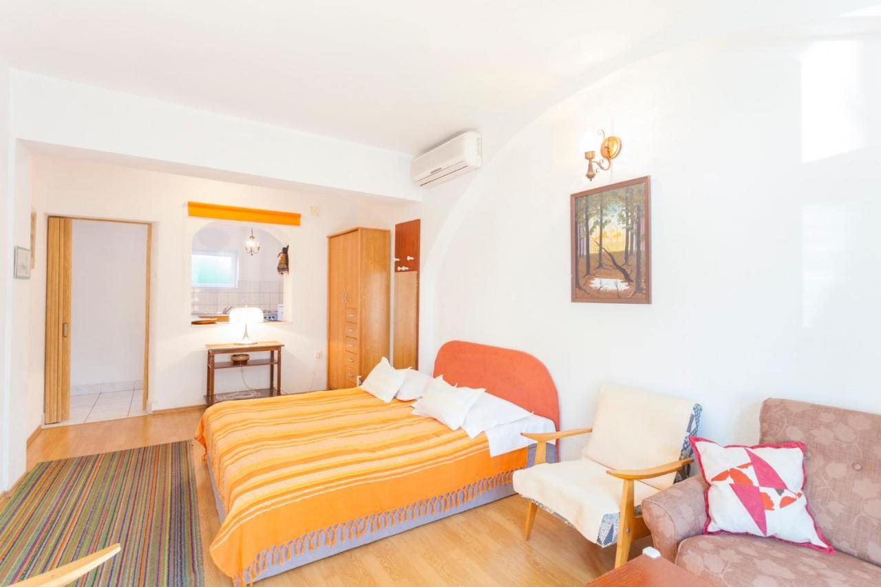Green Garden Rooms & Apartments Makarska Exterior photo