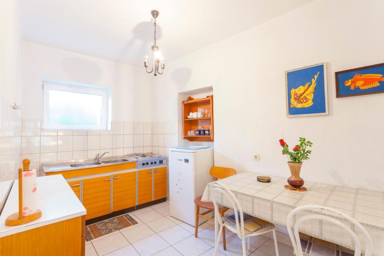 Green Garden Rooms & Apartments Makarska Exterior photo