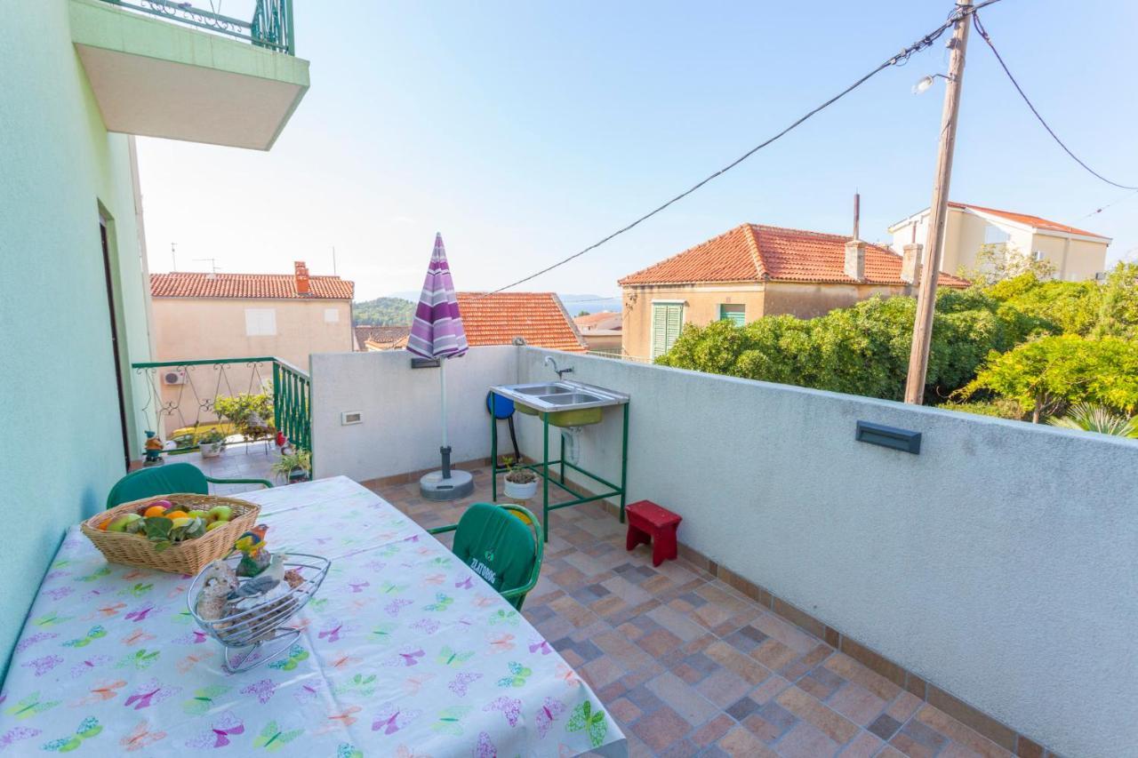 Green Garden Rooms & Apartments Makarska Exterior photo